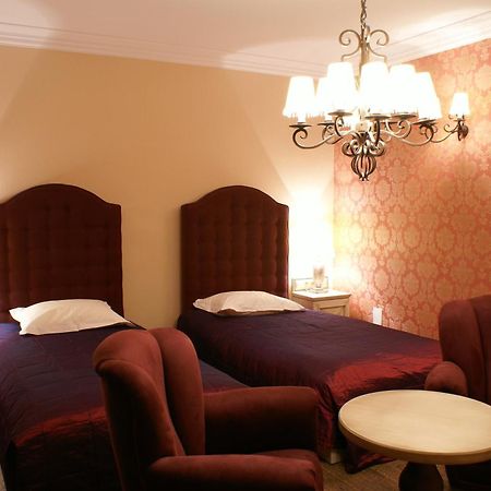 Berberys Park Hotel Kazimierz Dolny Exterior photo